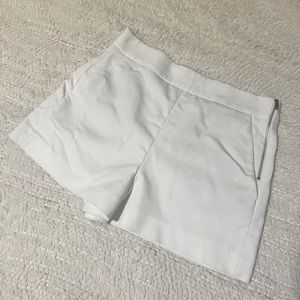 Zara Flat Front Stretch High Waist Rise Fitted Shorts White Ivory Womens medium